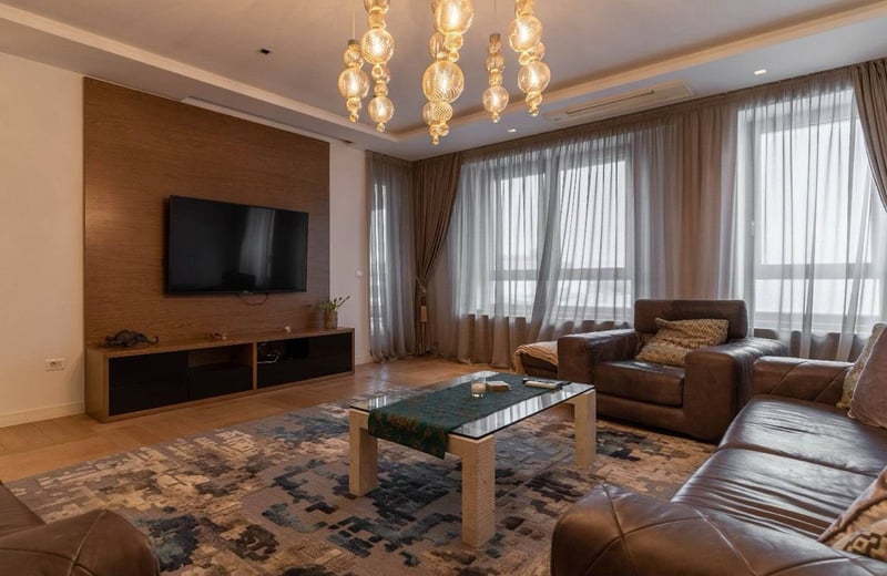 Location d’un appartement spacieux de 3 pièces, 128 m², Nouveau Belgrade, Belgrade, Serbie